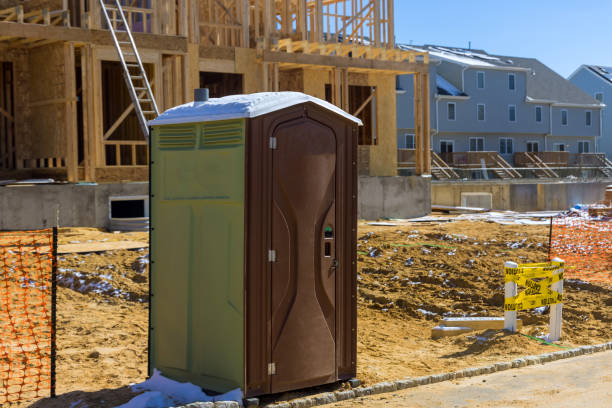 Best Portable restroom trailer rental  in Ludlow, KY